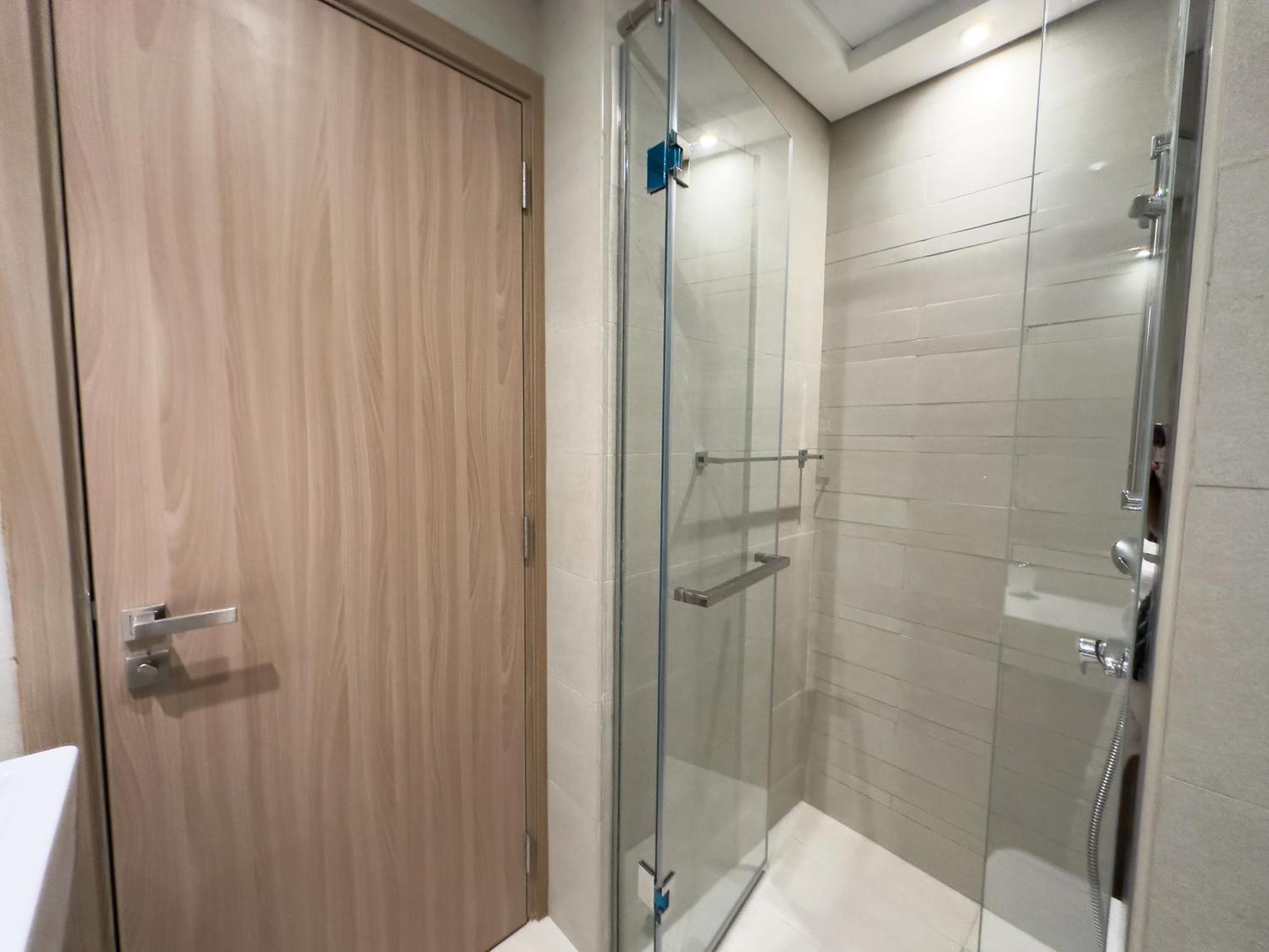 Apartment Furnished Azizi Riviera 3 *